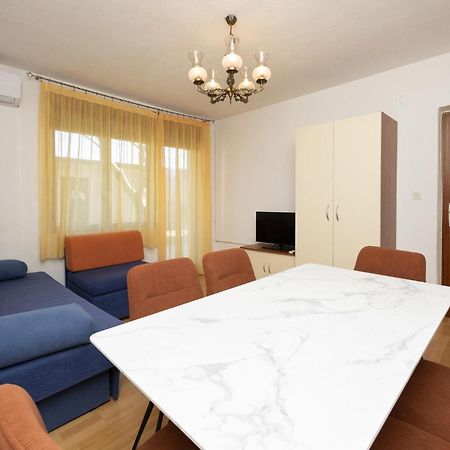 3 Bedroom Gorgeous Apartment In Трогир Экстерьер фото
